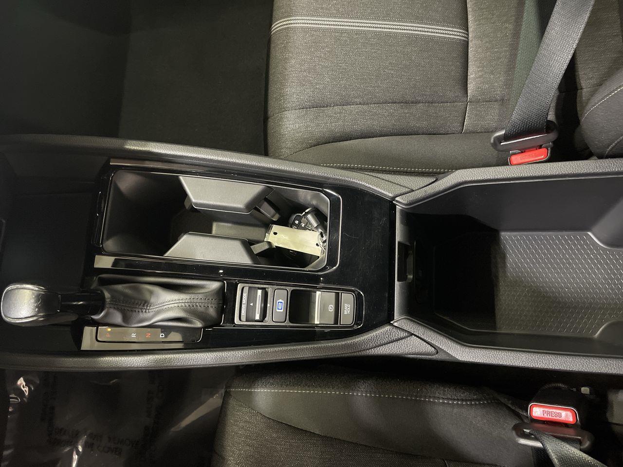 Vehicle image 20 of 25
