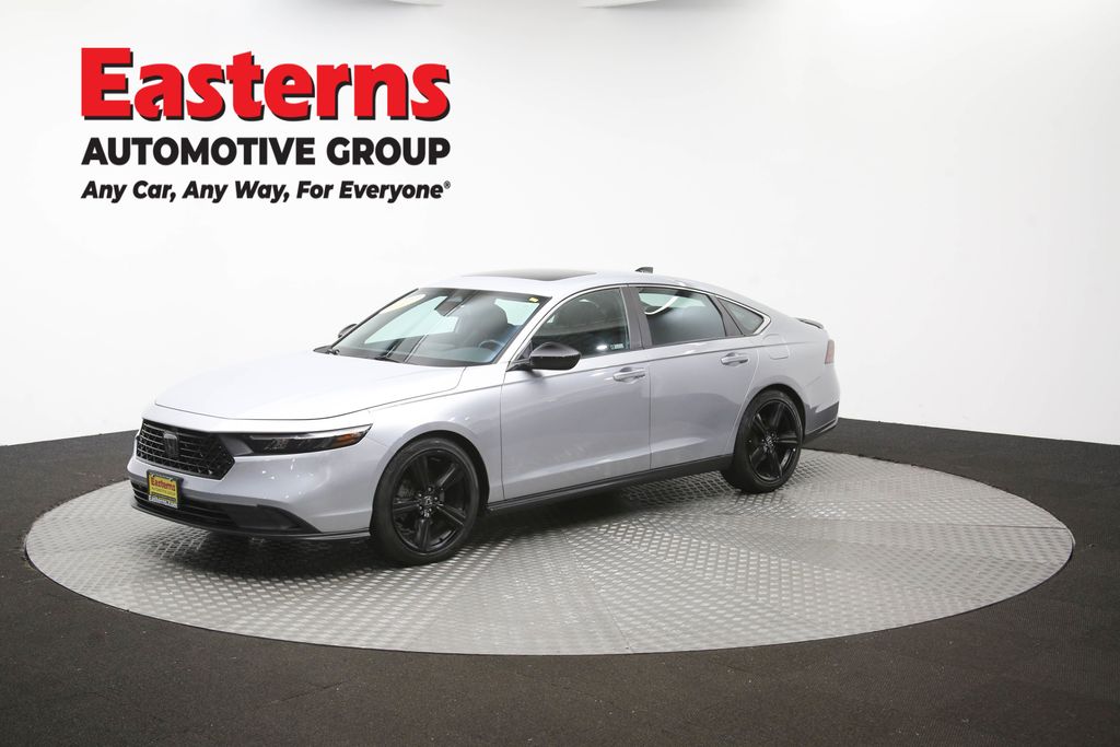 2023 Honda Accord Hybrid Sport Image 2 of 66