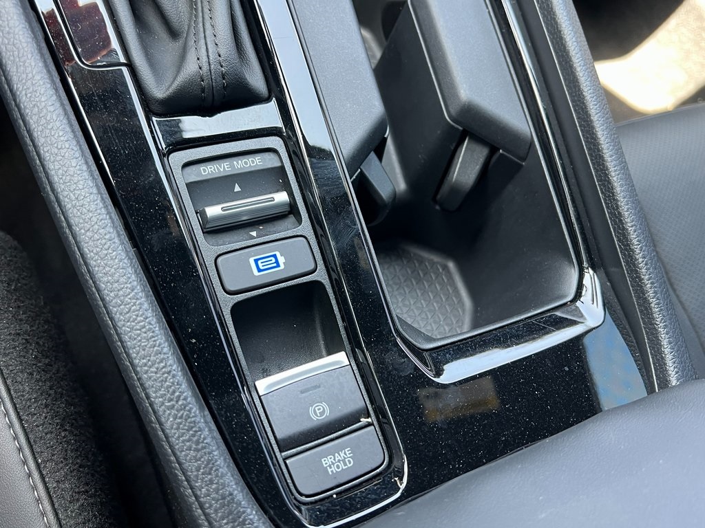 Vehicle image 28 of 28