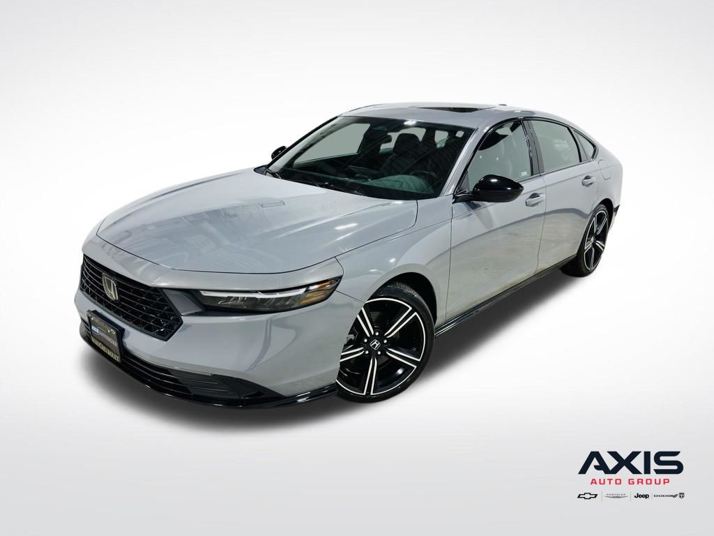 2023 Honda Accord Hybrid Sport-L Image 3 of 38