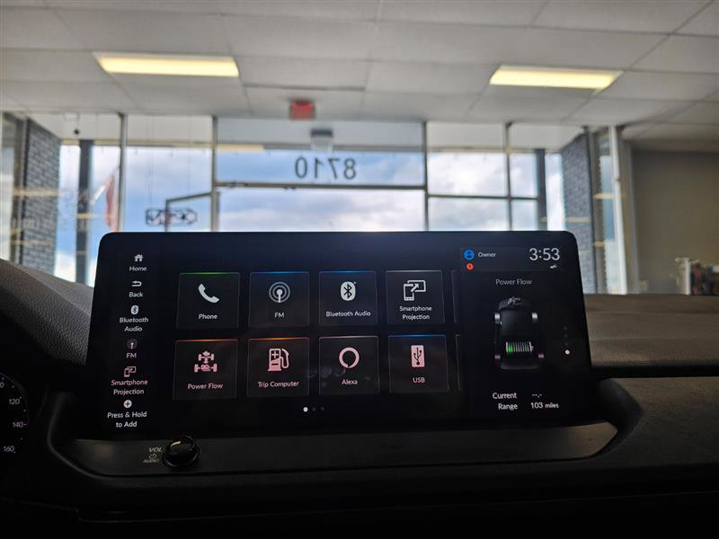 Vehicle image 18 of 27
