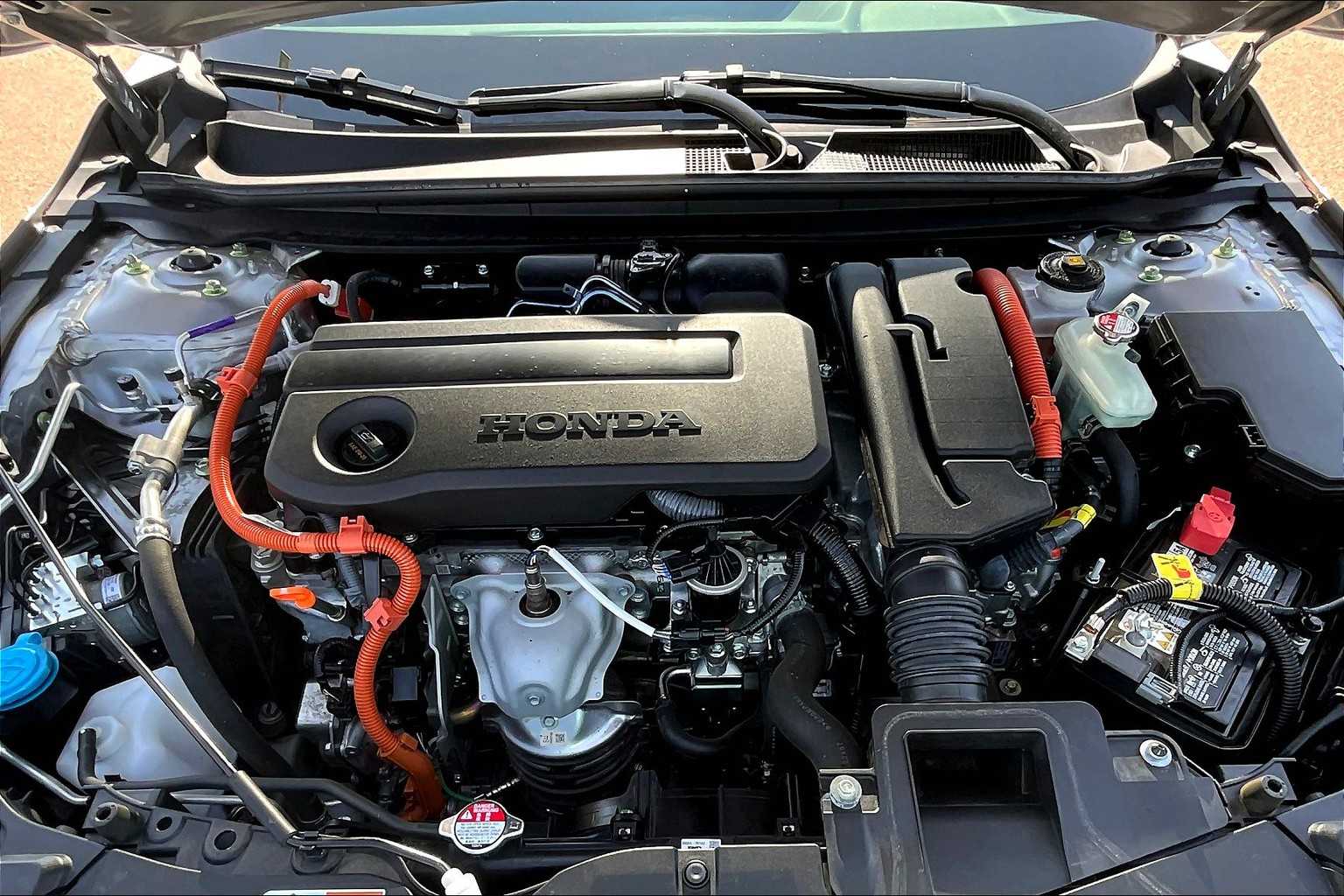 Vehicle image 7 of 34