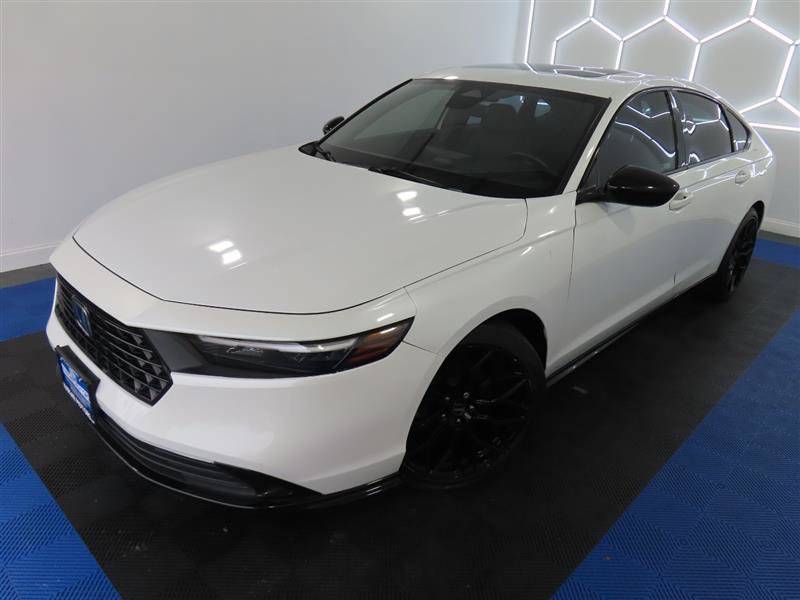 2023 Honda Accord Hybrid Sport-L Image 1 of 31