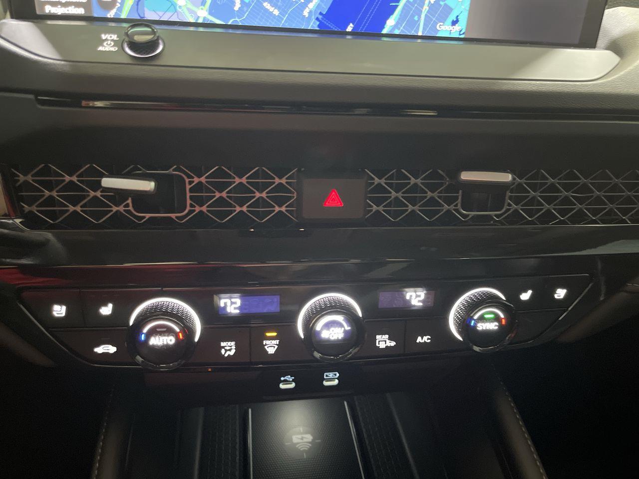 Vehicle image 19 of 26