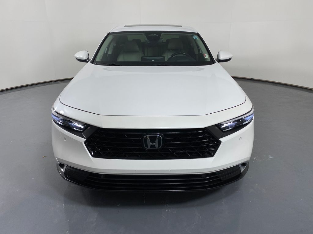 Vehicle image 2 of 36