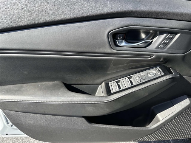 2023 Honda Accord Hybrid Touring Image 18 of 32