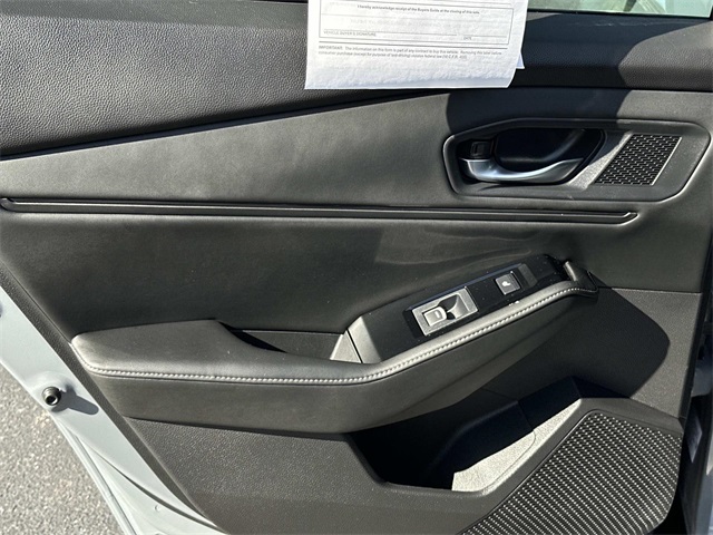 2023 Honda Accord Hybrid Touring Image 19 of 32