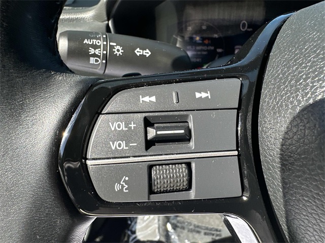 2023 Honda Accord Hybrid Touring Image 26 of 32