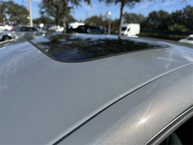 2023 Honda Accord Hybrid Touring Image 30 of 32