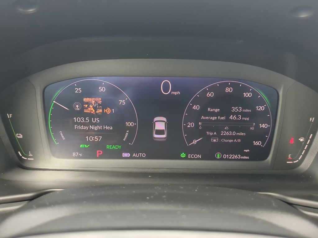 2023 Honda Accord Hybrid Touring Image 16 of 31