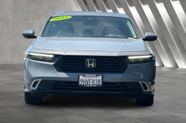 Vehicle image 2 of 37