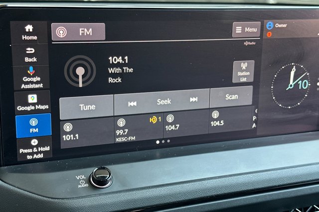 Vehicle image 17 of 37