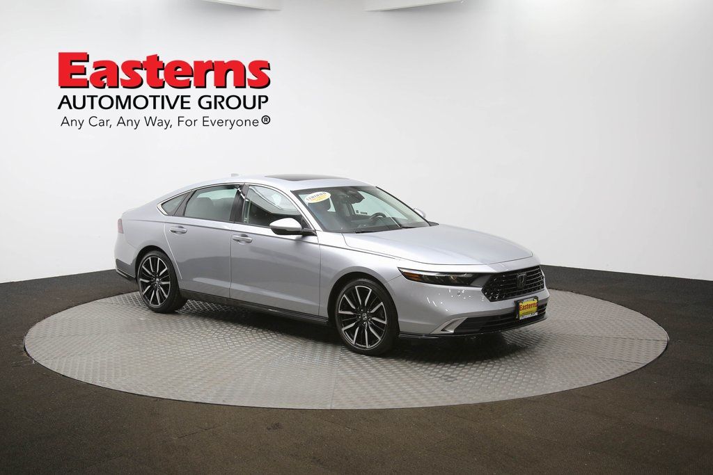 Vehicle image 24 of 63