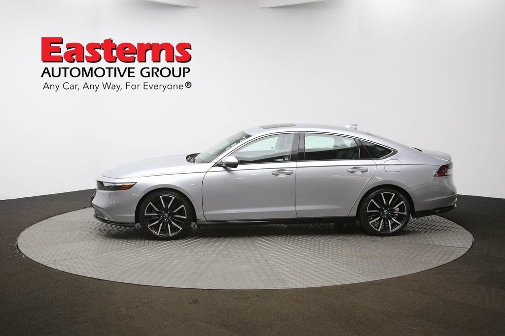 Vehicle image 2 of 63