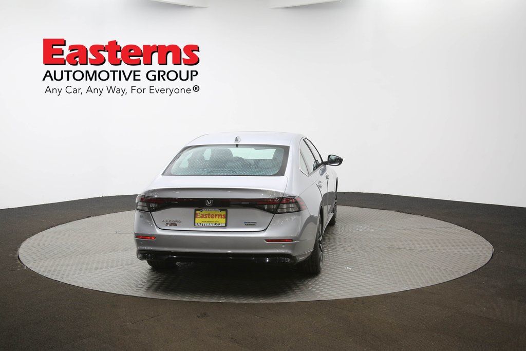 Vehicle image 15 of 63