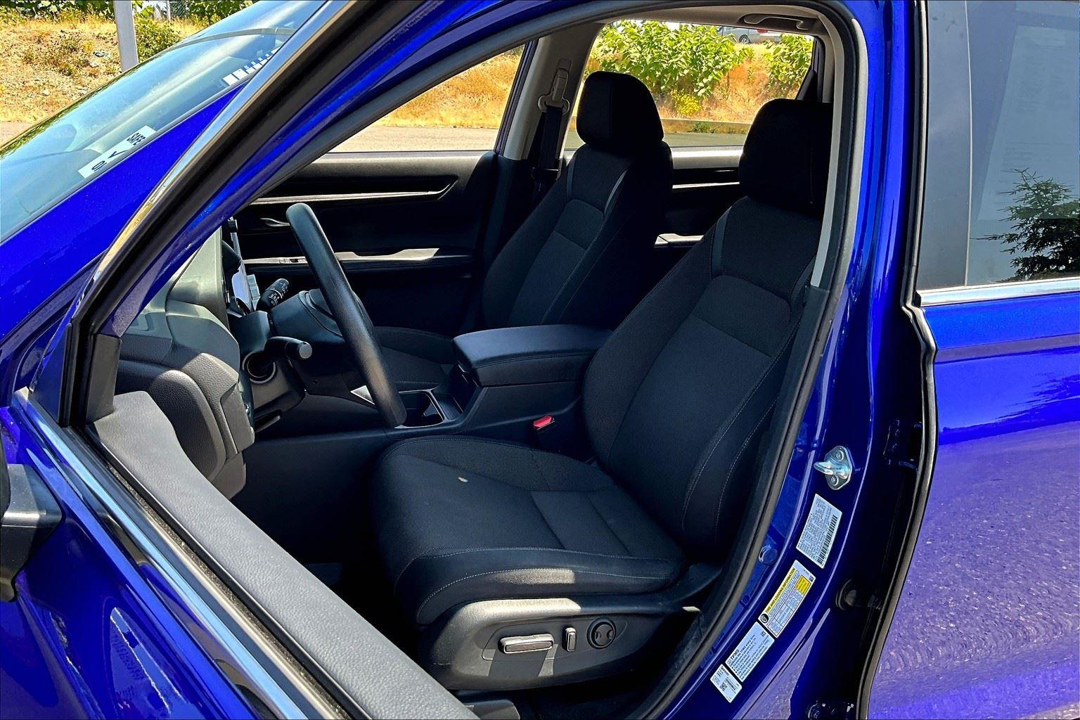 Vehicle image 11 of 26