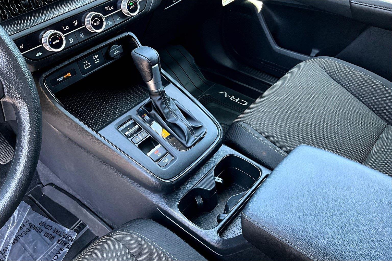 Vehicle image 22 of 26