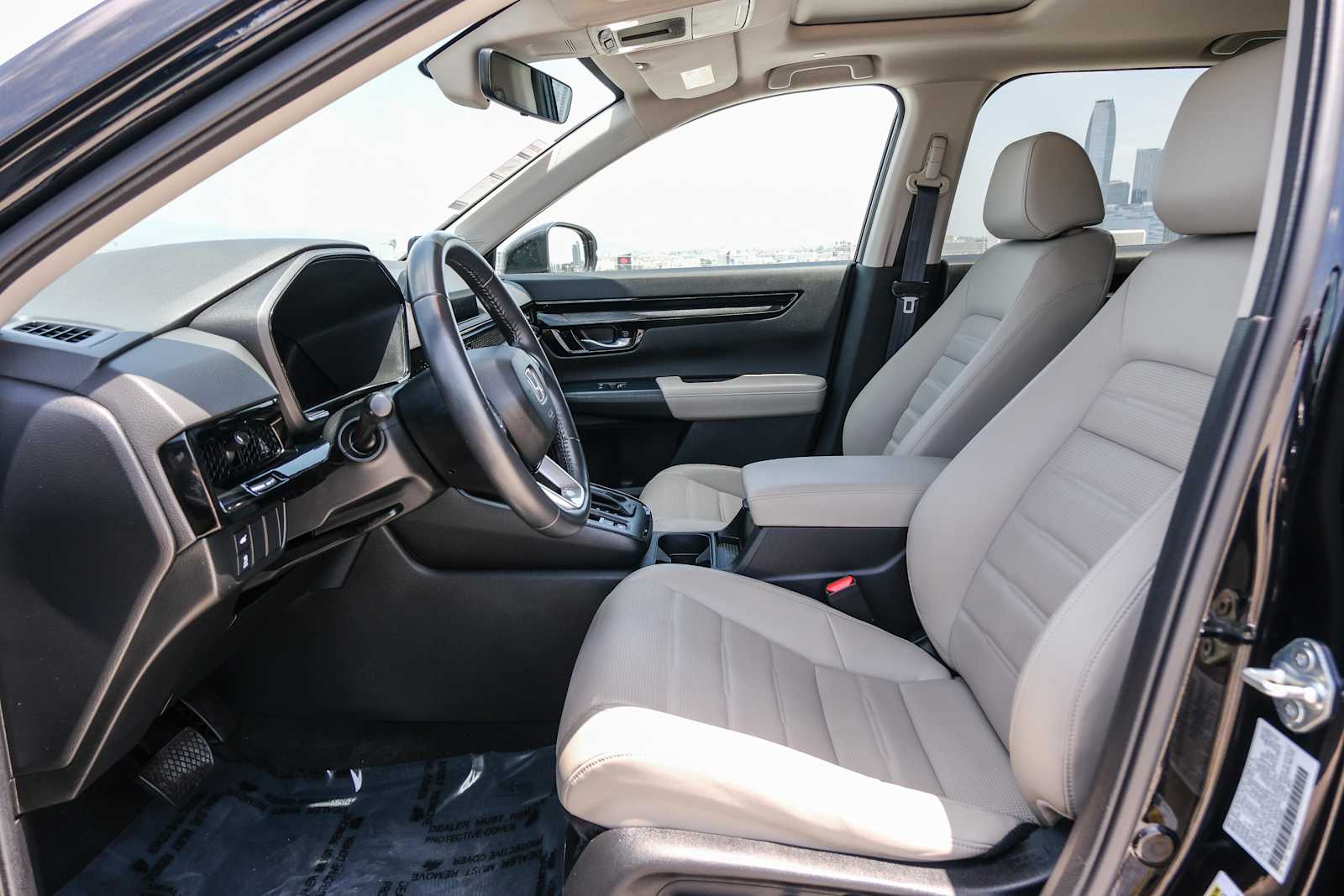 Vehicle image 12 of 26
