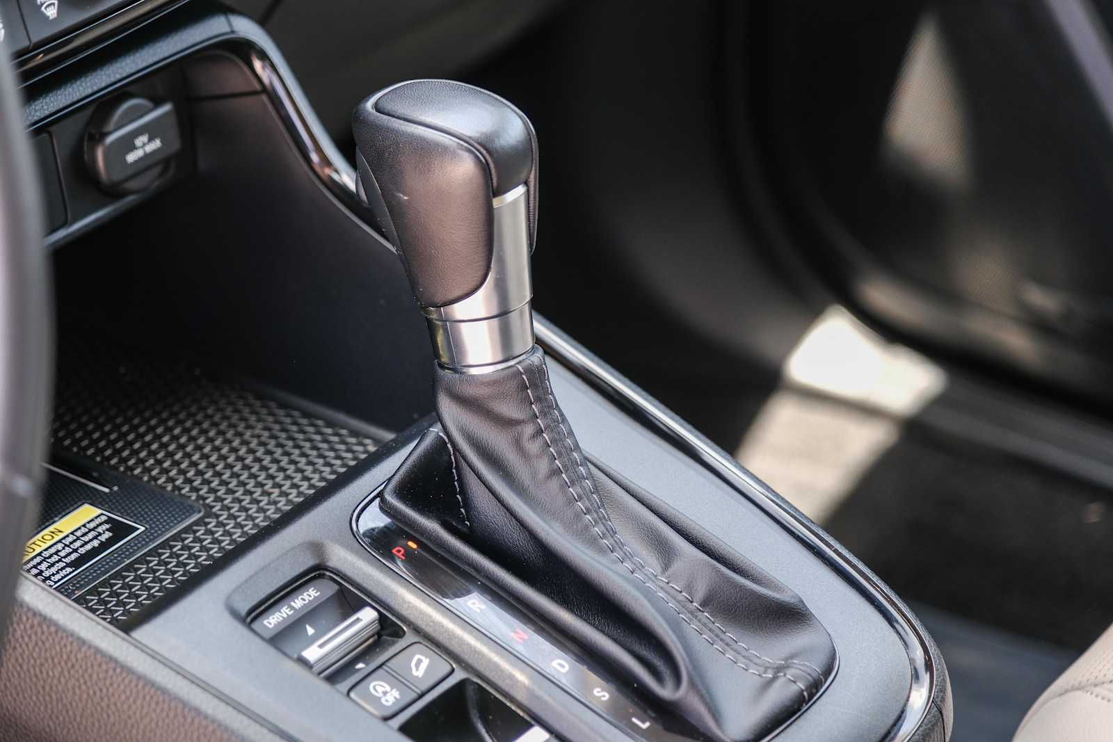 Vehicle image 18 of 26
