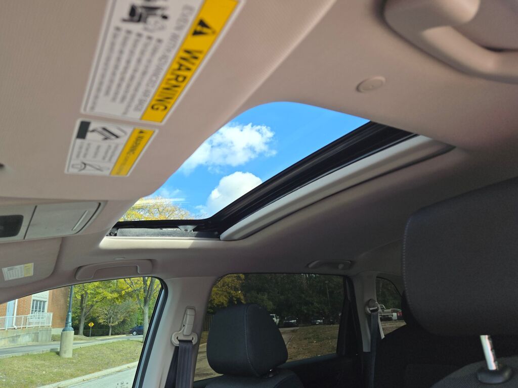 2023 Honda CR-V EX Image 29 of 37