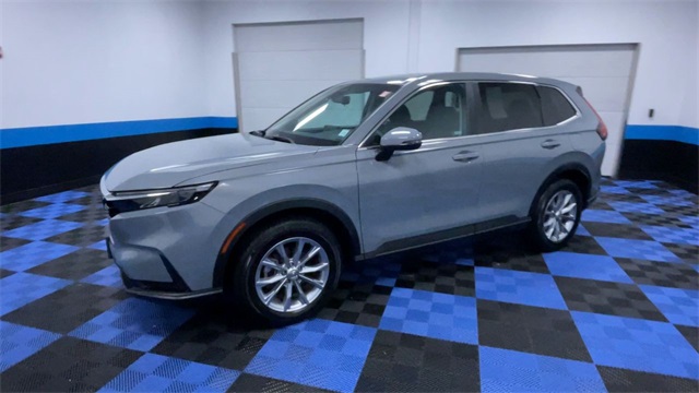 Vehicle image 2 of 26