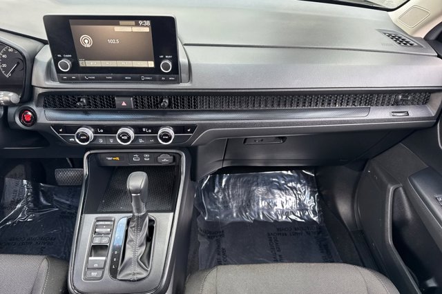 Vehicle image 19 of 35