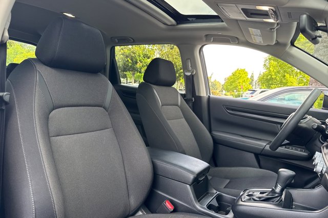 Vehicle image 15 of 35