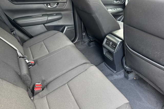 Vehicle image 16 of 35