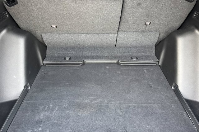 Vehicle image 12 of 35