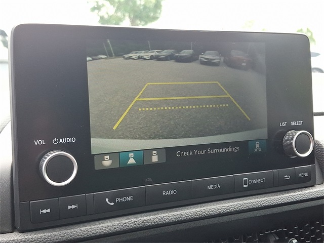 Vehicle image 18 of 30