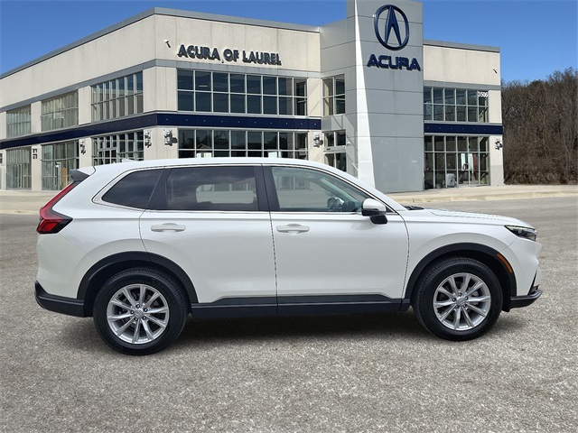 Vehicle image 4 of 30