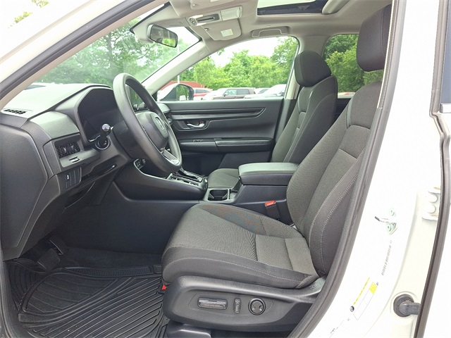 Vehicle image 13 of 30