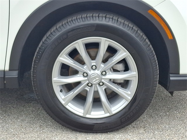 Vehicle image 8 of 30