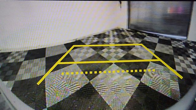 Vehicle image 14 of 25