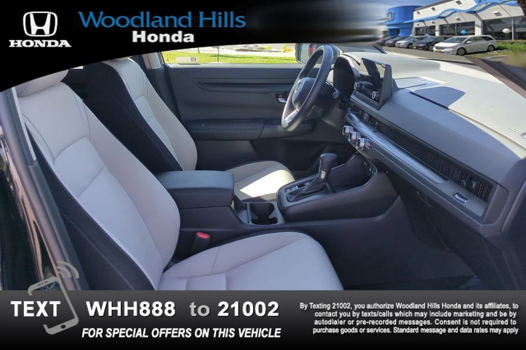 Vehicle image 23 of 27