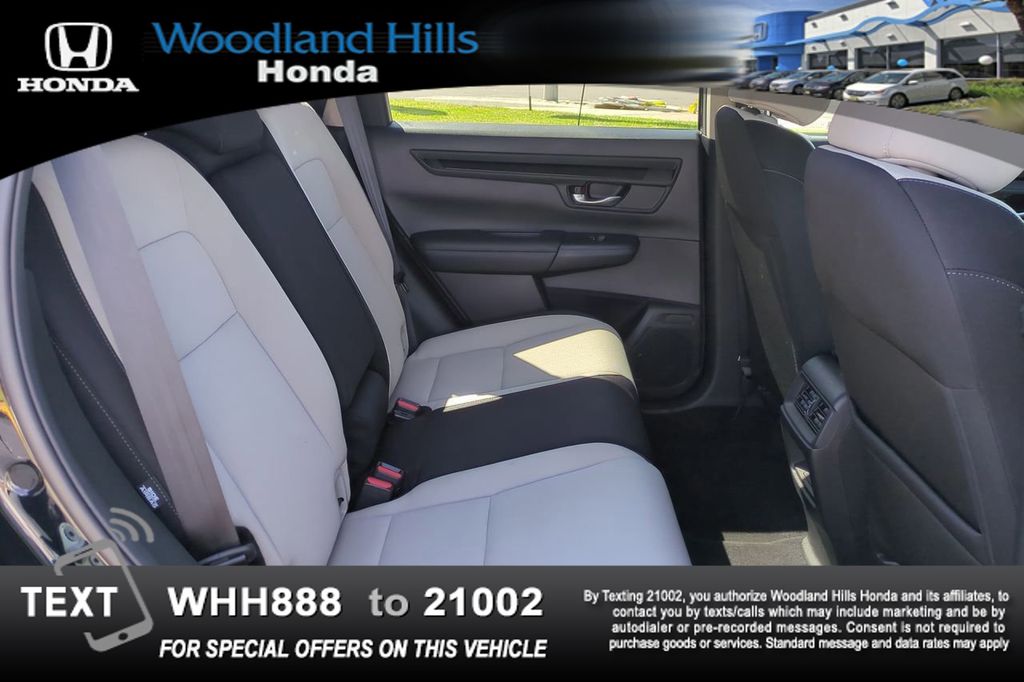 Vehicle image 22 of 27