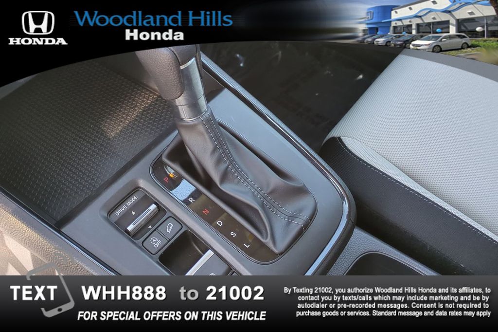 Vehicle image 17 of 27