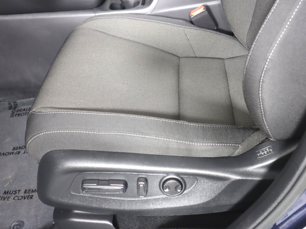 Vehicle image 26 of 38
