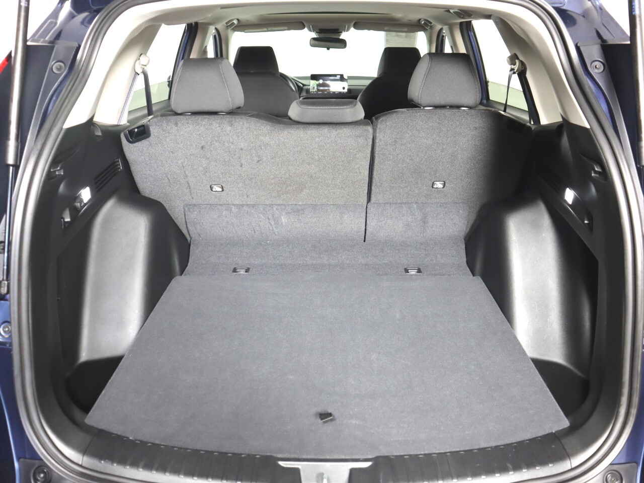 Vehicle image 31 of 38