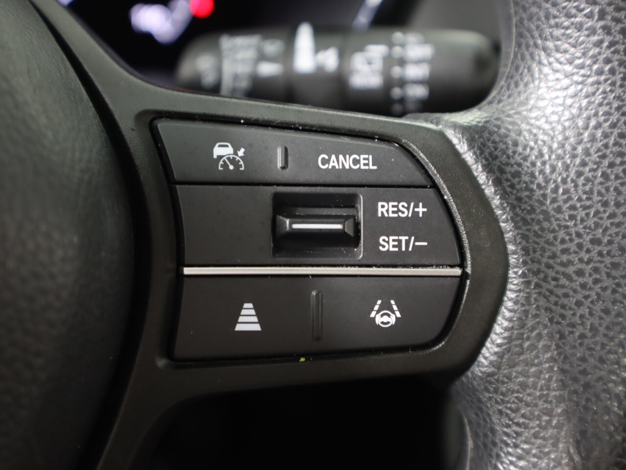Vehicle image 12 of 38