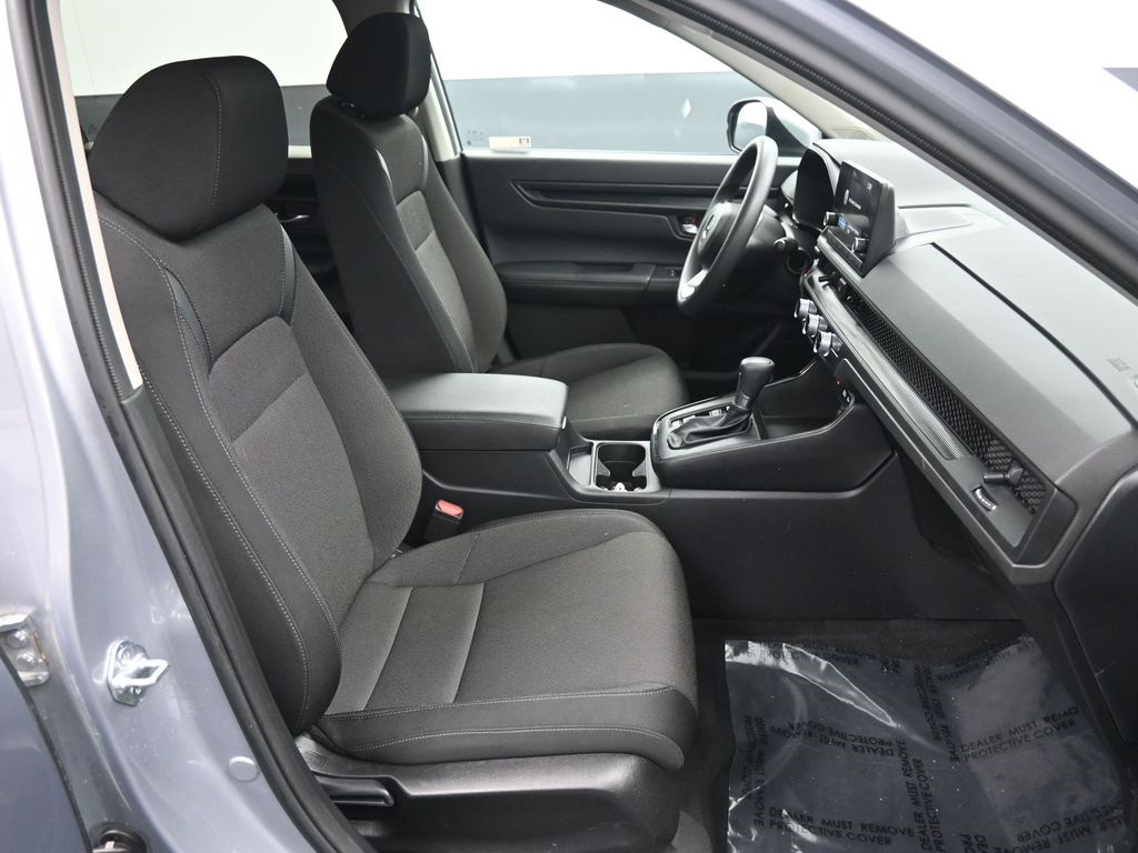 Vehicle image 41 of 49