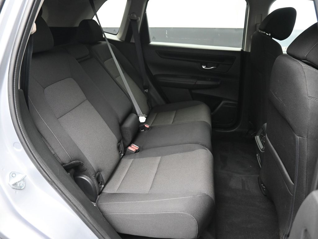 Vehicle image 40 of 49