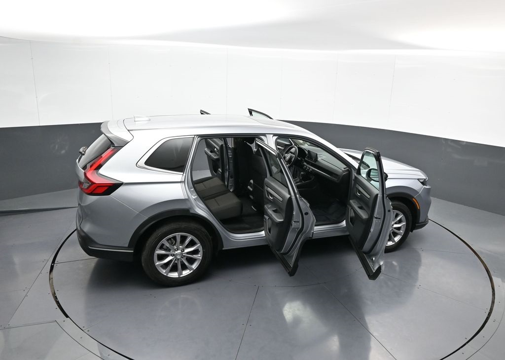 Vehicle image 18 of 49