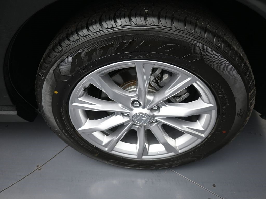 Vehicle image 34 of 49
