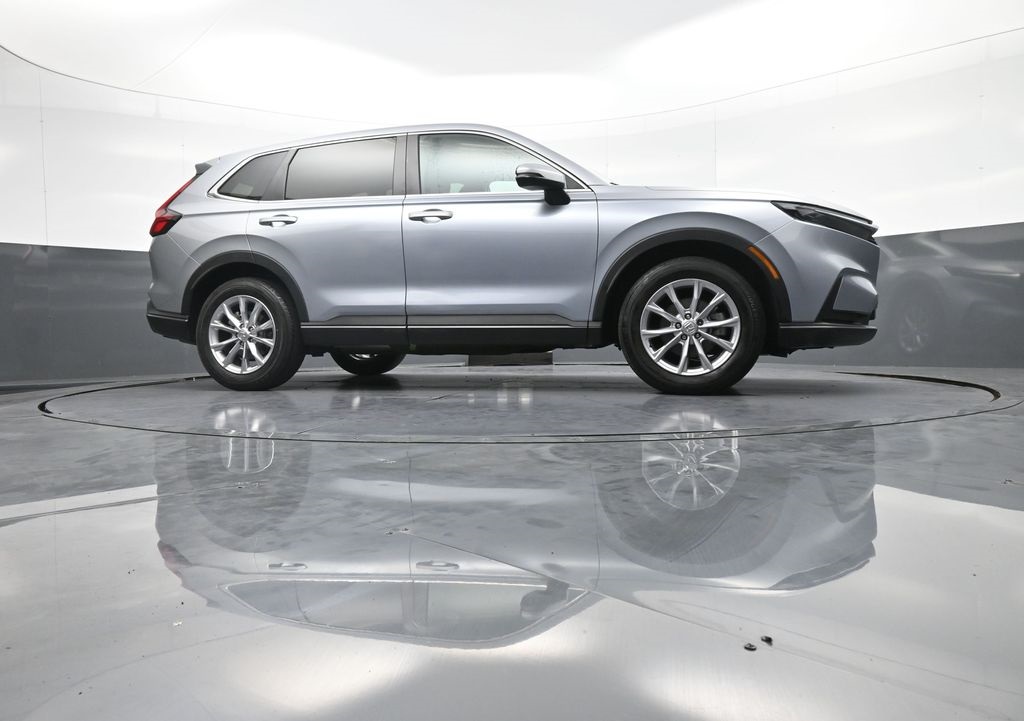 Vehicle image 14 of 49