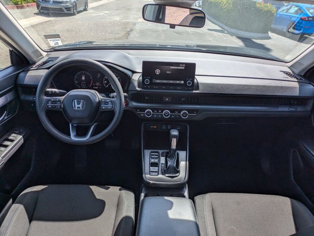 Vehicle image 13 of 25