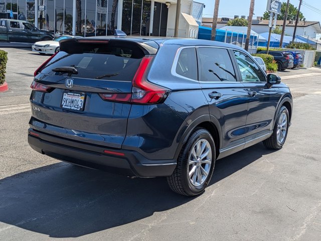 Vehicle image 5 of 25