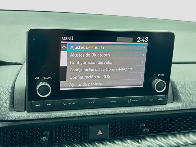 Vehicle image 16 of 20