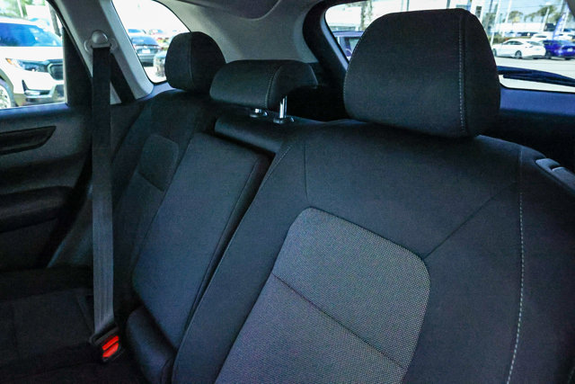 Vehicle image 26 of 44