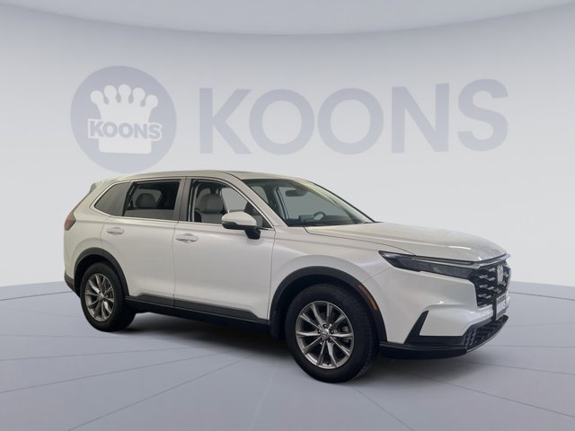 Vehicle image 3 of 32